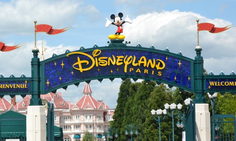Disneyland is one of the biggest amusement park in the world.